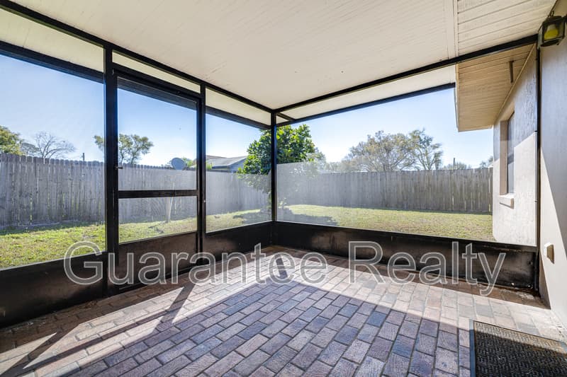 Winter Haven House: 1611 High Point Court Southwest