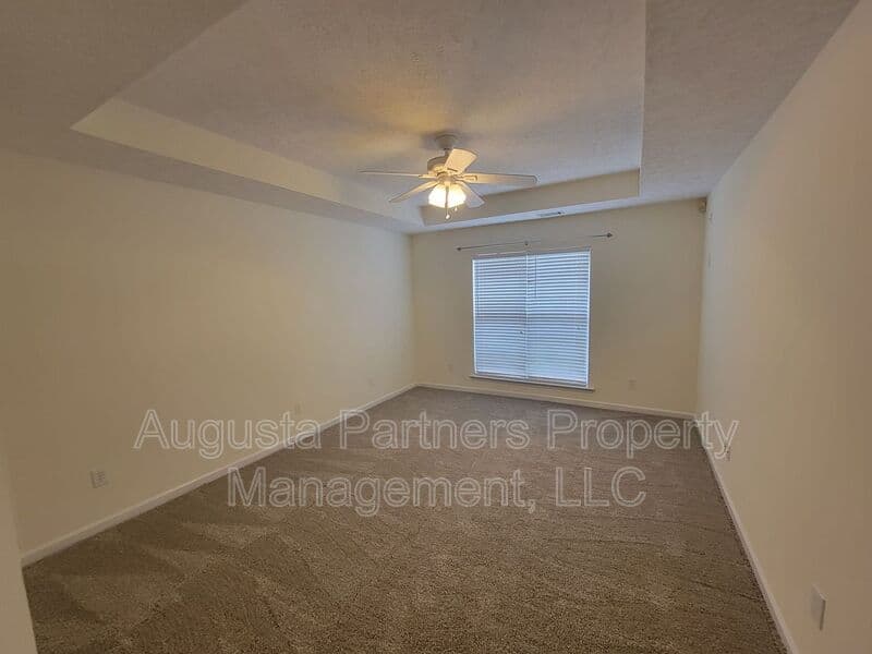 Evans House: 481 Connemara Trl