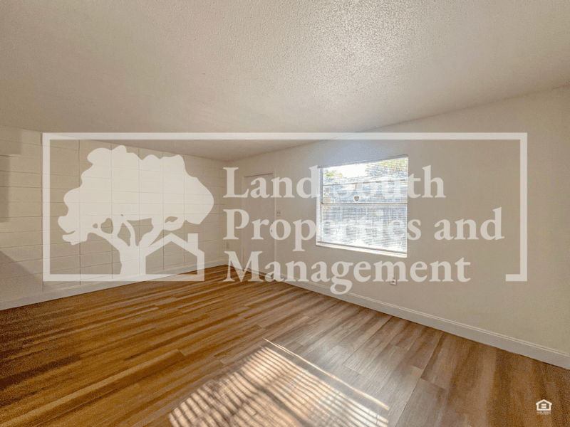 Lakeland House: 817 W. Carole Street