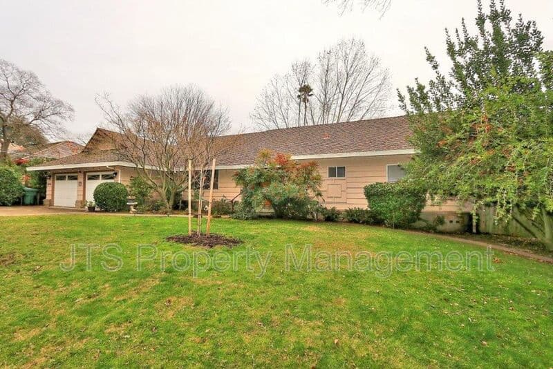 Fair Oaks House: 8520 Emperor Drive