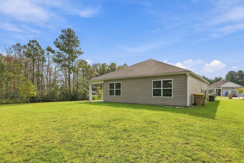 Guyton House: 100 Cotton Bluff Court