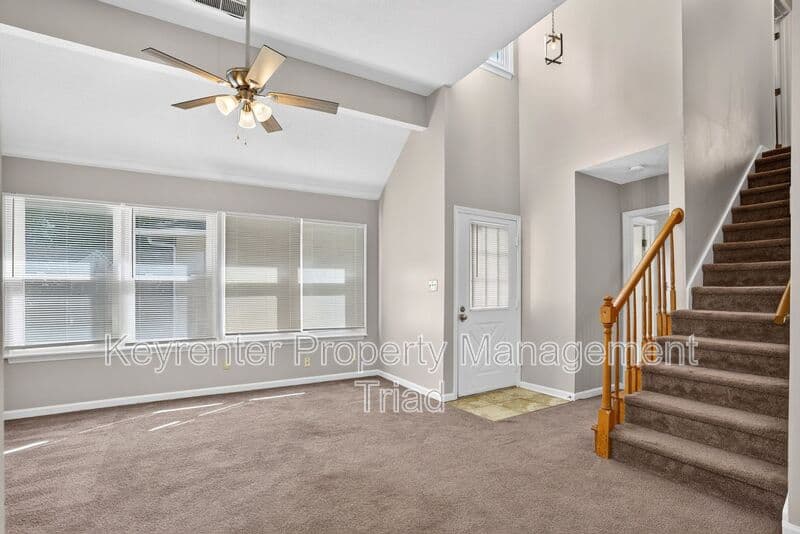 Greensboro House: 3607 McCuiston RD