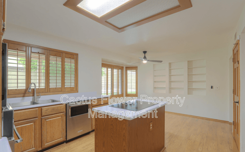 Phoenix House: 13204 S 38Th Pl