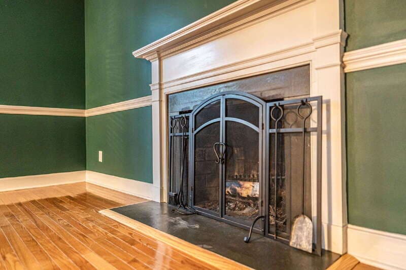 Southern Pines House: 22 Village in the Woods