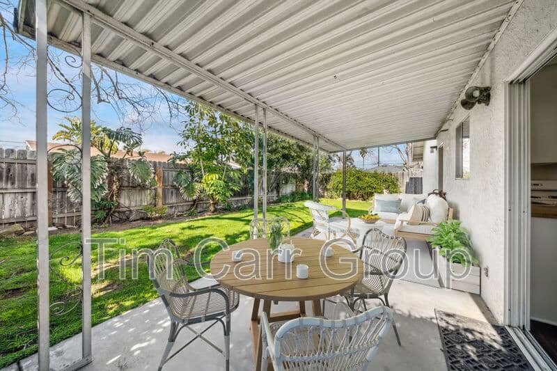 Costa Mesa Condo: 1787 Tustin Ave