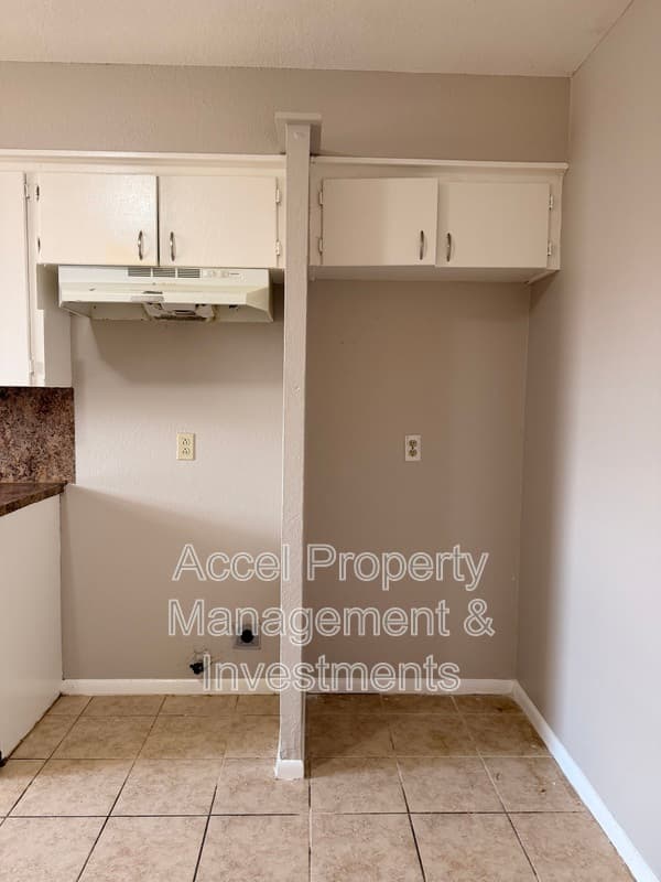 McAllen Condo: 2401 Gumwood Ave