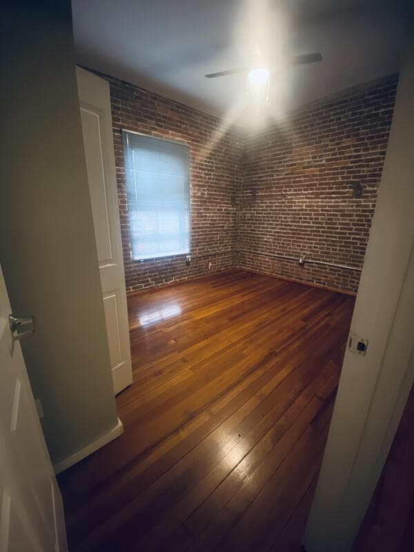 Burlington Condo: 116 N. 5th St. #407