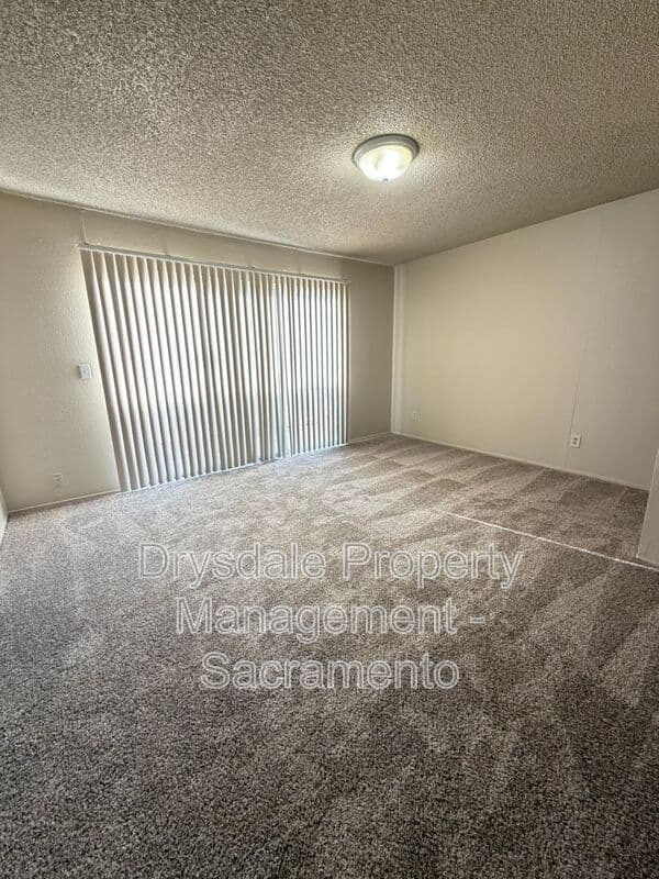 Sacramento Condo: 2919 Lerwick Road
