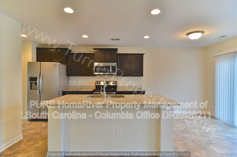 Chapin House: 162 Whispering Oak Ln