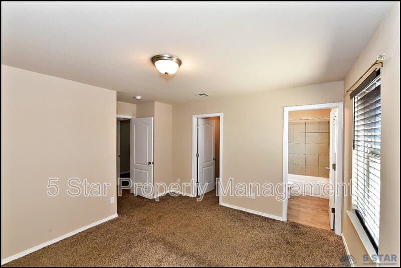 Horizon City House: 916 Villa Seca Dr !!