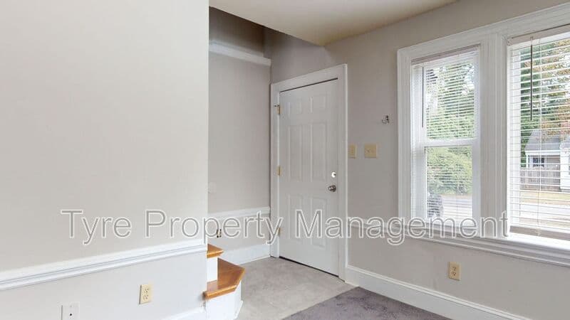 Greenville House: 201 N Summit Street