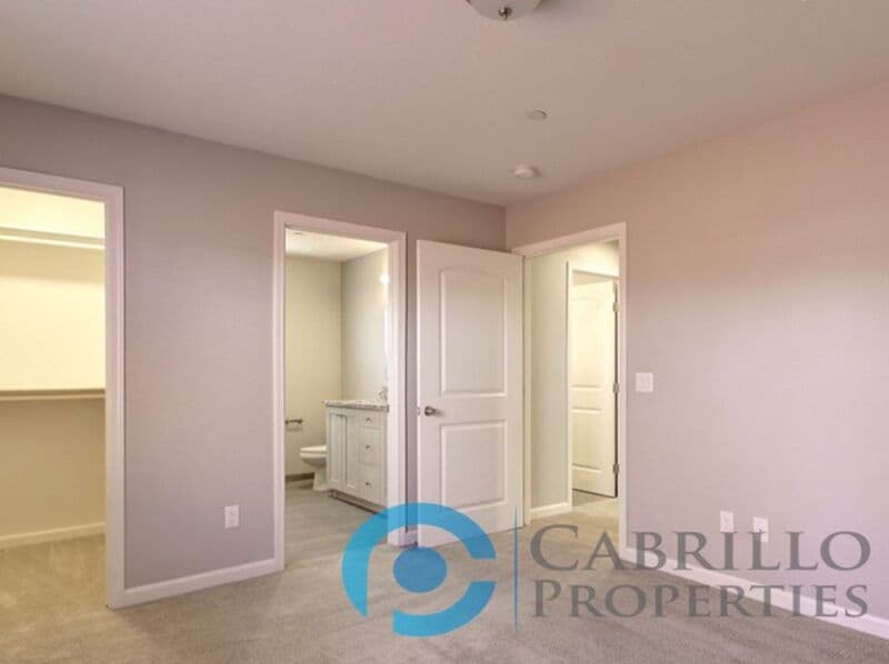 Lemon Grove House: 3050 Julielynn Way