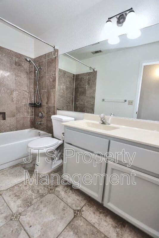 Sacramento House: 7400 Deltawind Drive