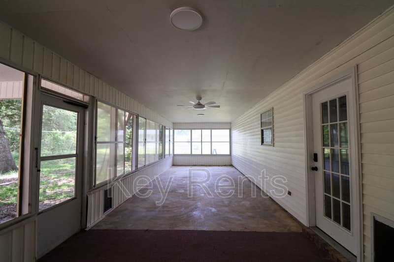 Pensacola House: 9001 Thompson Dr.