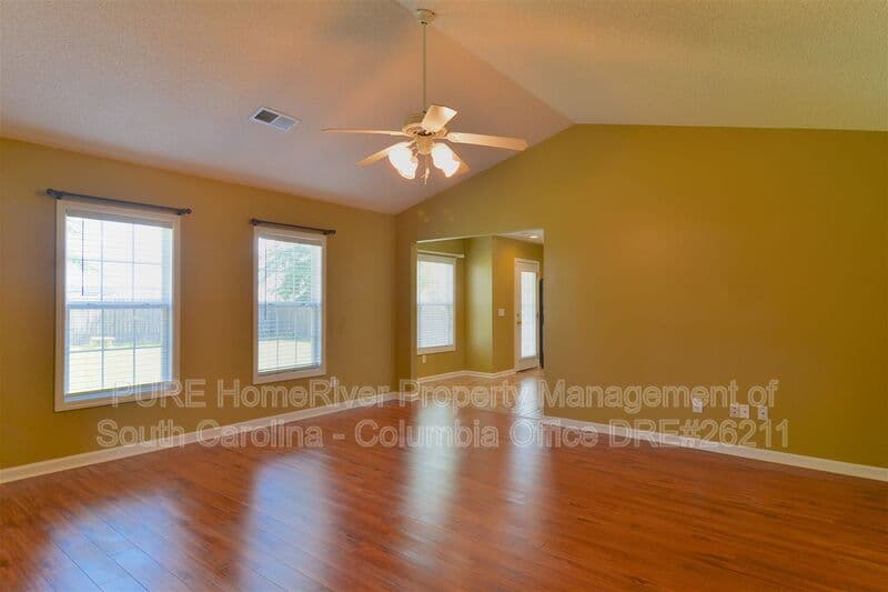 Hopkins House: 129 Alexander Pointe Dr