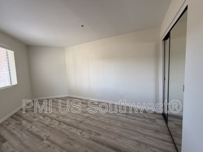 Bullhead City Condo: 1611 Highway 95