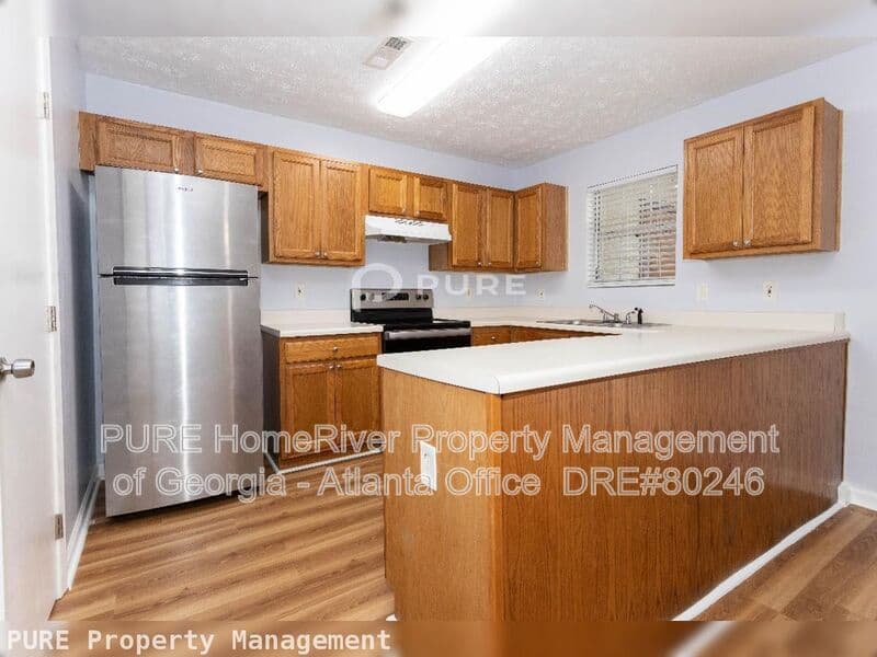 Marietta Condo: 296 Kimberly Way SW