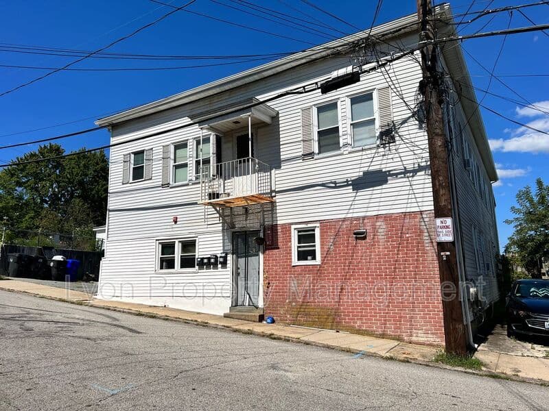 West Warwick House: 11 Prospect Hill Ave.