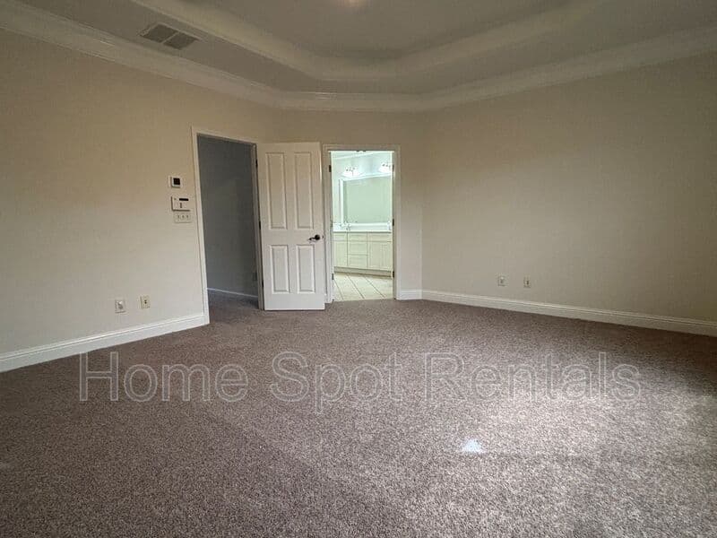 Atlanta House: 2664 Rivers Edge Dr. NE