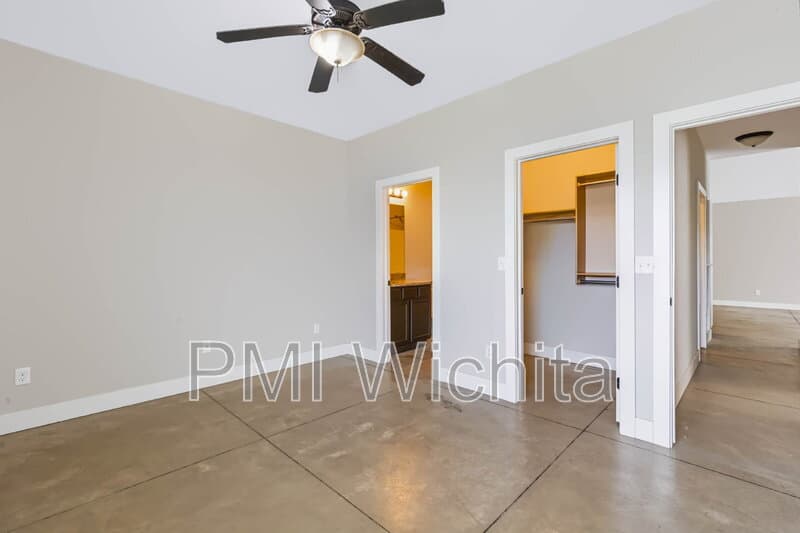 Derby Condo: 3418 E Aster St