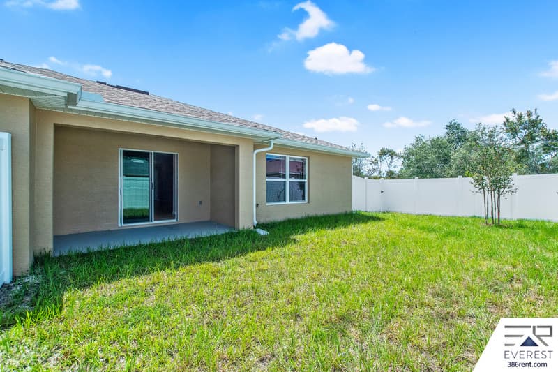 Palm Coast House: 25 Louisville Drive