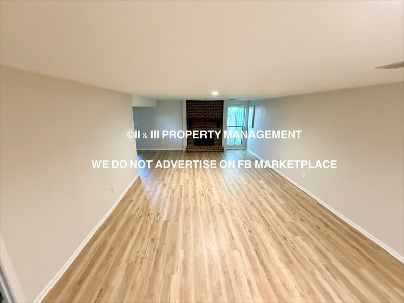 Leawood House: 4301 West 112th Terrace