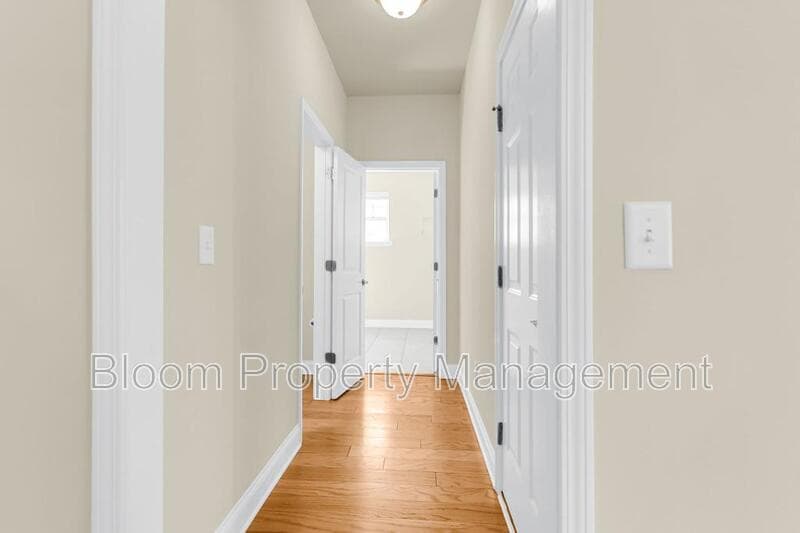Mount Pleasant House: 2649 Lohr Dr