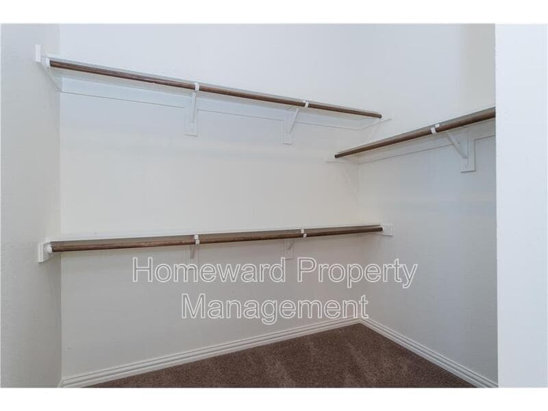 Irving House: 4004 Hanaa Court