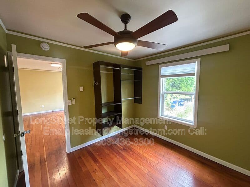 Portland House: 4819 NE 50th Pl