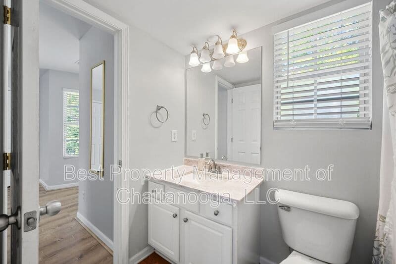 Ooltewah House: 5637 Tucker Rd