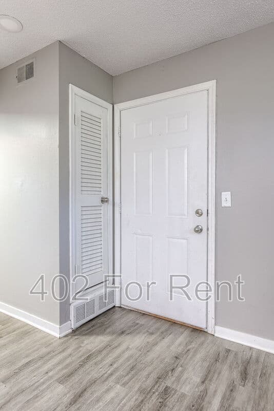 Omaha Condo: 1010 South 29th Street - 10