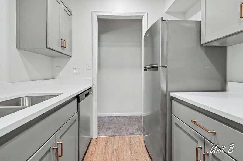 Lawrence Condo: 2901 University Drive - B