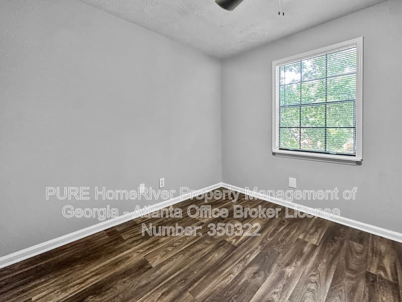 Riverdale House: 191 Aaron Ct