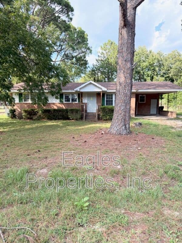 Goldsboro House: 103 Brock St