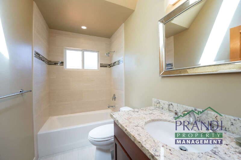 San Rafael House: 164 Madison Ave