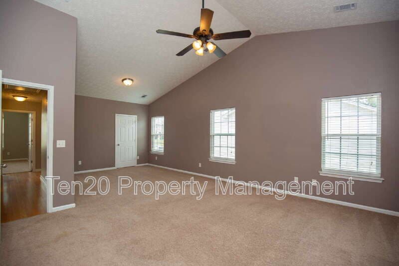 Phenix City House: 6 Woodmere Ct
