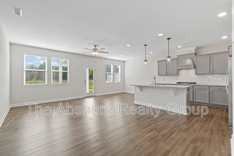 Lillington Townhome: 35 Village Edge Drive - 1