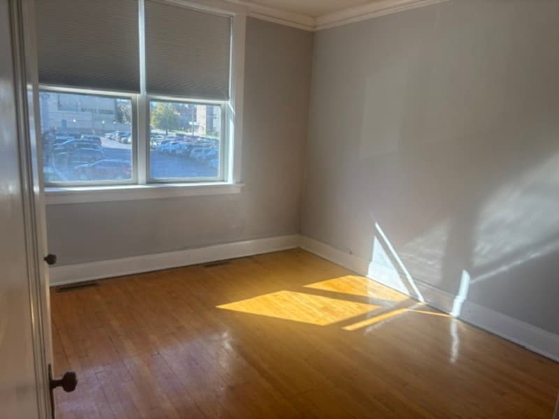 Manitowoc Condo: 812-814 Washington Street - 814A - 1