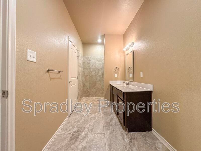 Belton Condo: 1261A Jasmine Dr