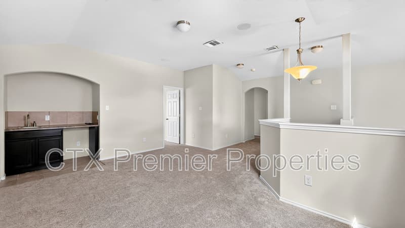 Killeen House: 3403 Cricklewood Drive