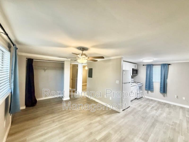 St. Petersburg Condo: 428 90th Avenue North