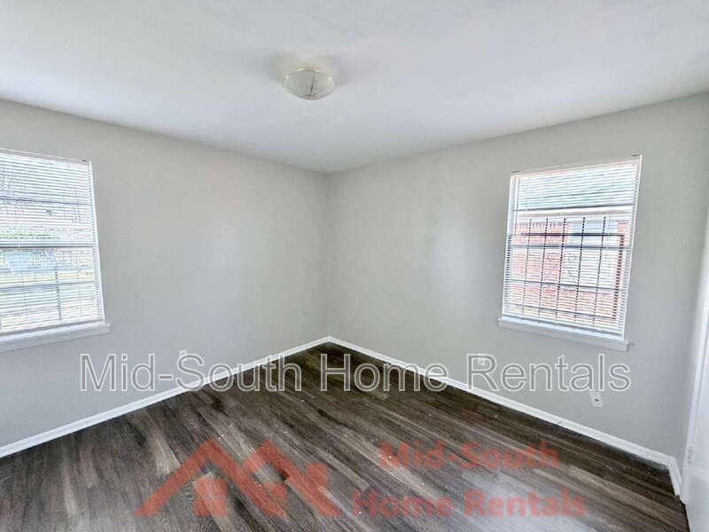 Memphis Condo: 1353 Fairfax St