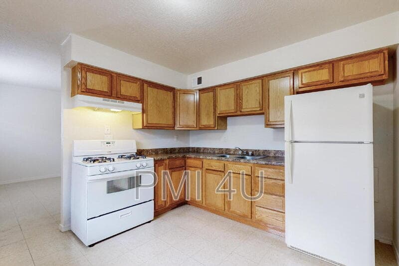 Albuquerque Condo: 227 Tennessee St NE
