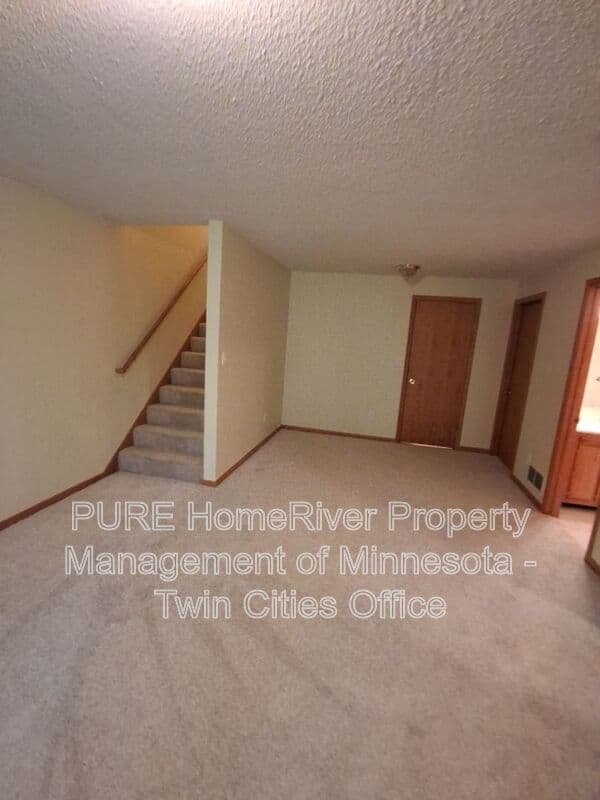Rochester Townhome: 3325 7th St NW
