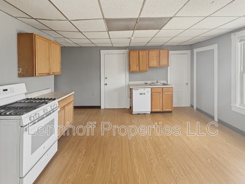 Lowell Condo: 82 Gershom Avenue #3