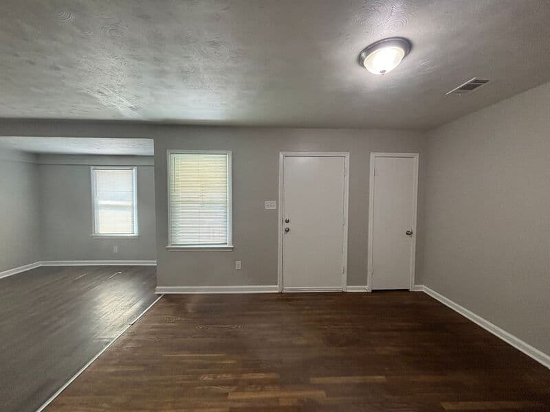 Memphis House: 5380 Blackwell Rd