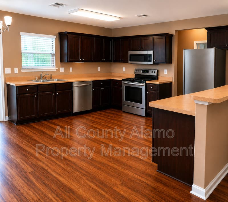 Selma House: 9006 Pinseeker