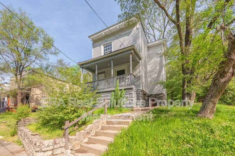 Cincinnati Condo: 130 Valencia Street