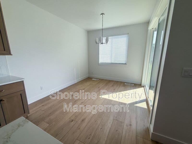 Star House: 8547 W Millcreek Drive