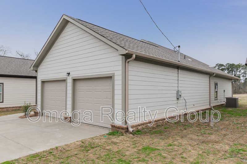 Morris House: 8608 Old Highway 31